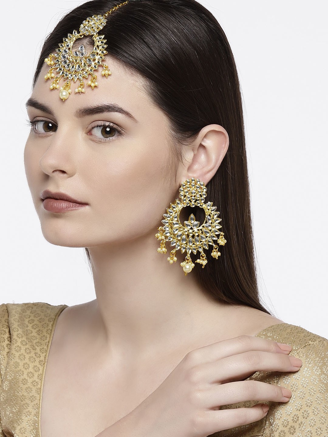 Zaveri Pearls Women Gold-Toned Kundan set